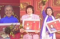  NSND Kim Cương, NSND Minh Vương xúc động khi được vinh danh tại lễ giỗ Tổ sân khấu