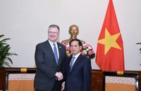 Bộ trưởng Ngoại giao Bùi Thanh Sơn tiếp Trợ lý Ngoại trưởng Mỹ 