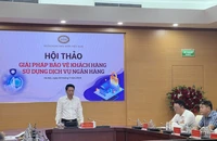 Sáng nay, Phó Thống đốc lên tiếng về xác thực sinh trắc học để chuyển tiền 
