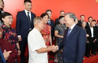 Tổng Bí thư, Chủ tịch nước Tô Lâm gặp gỡ đại diện nhân sĩ hữu nghị Trung Quốc