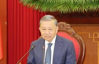 Tổng Bí thư, Chủ tịch nước Tô Lâm và Phu nhân lên đường thăm Trung Quốc