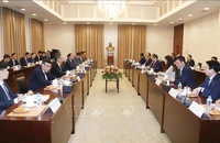 Thủ tướng Phạm Minh Chính hội kiến Thường trực Ban Bí thư, Phó Chủ tịch nước Lào