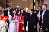 Thủ tướng Phạm Minh Chính tới thủ đô Warsaw, bắt đầu thăm Ba Lan