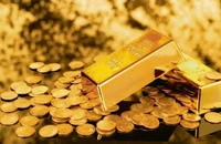 Loạt diễn biến mới đẩy giá vàng thế giới tăng mạnh trong tuần 