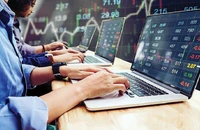 Khối ngoại giảm bán ròng tạo 'cú huých' cho chứng khoán Việt?