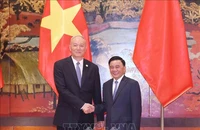 Thường trực Ban Bí thư Trần Cẩm Tú hội đàm với ông Thái Kỳ, Bí thư Ban Bí thư, Chánh Văn phòng Trung ương Đảng Cộng sản Trung Quốc