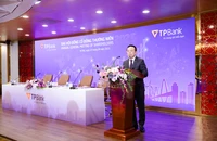 Chủ tịch TPBank cam kết sẵn sàng chia sẻ khó khăn với khách hàng