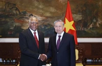 Tổng Bí thư Tô Lâm hội kiến Ủy viên Bộ Chính trị, Phó Chủ tịch nước Cuba