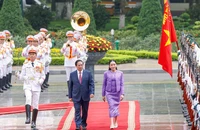 Lễ đón chính thức Thủ tướng Thái Lan Paetongtarn Shinawatra thăm Việt Nam