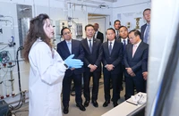 Thủ tướng làm việc với Phòng thí nghiệm hạt nhân của Thụy Điển