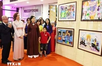 Phu nhân Tổng Bí thư Ngô Phương Ly và Tổng Giám đốc UNESCO Audrey Azoulay dự Triển lãm “Chúng tôi CÓ THỂ”