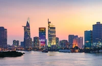 Nhiều ngân hàng toàn cầu nâng dự báo tăng trưởng kinh tế Việt Nam