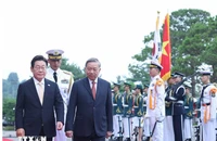 Hàn Quốc bắn 21 loạt đại bác chào đón Tổng Bí thư Tô Lâm và phu nhân
