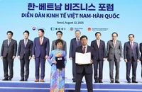Tổng Bí thư Tô Lâm và Thủ tướng Hàn Quốc chứng kiến Lễ trao thỏa thuận hợp tác