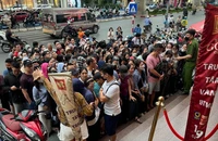 Giá vàng thế giới hạ kéo giá vàng miếng SJC mất hơn 3,5 triệu đồng/lượng trong tuần