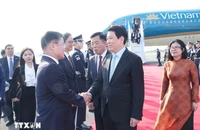 Chủ tịch nước Lương Cường đến Hàn Quốc, bắt đầu tham dự Tuần lễ Cấp cao APEC 2025
