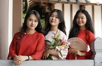 'Nàng thơ' đội nắng chụp ảnh Tết ở tu viện ví như 'Nhật Bản thu nhỏ' giữa Sài Gòn 