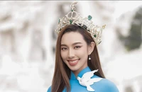 Toà tạm ngưng xử vụ tranh chấp liên quan hoa hậu Thùy Tiên