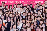 Thủ tướng Phạm Minh Chính gặp lưu học sinh và cộng đồng người Việt tại Trùng Khánh