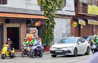 Vì sao nhiệt độ thực tế thường cao hơn nhiệt độ trên ứng dụng thời tiết?