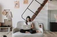 ngồi nhiều cả ngày gây hại ra sao