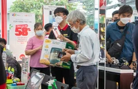 Nhiều mẫu điện thoại giảm giá mạnh dịp siêu sale 11-11