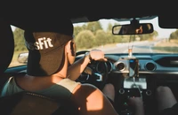 Ô tô có đang theo dõi bạn không?