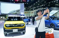 Xe điện VinFast hút khách tại Triển lãm Ô tô quốc tế Bangkok 2024