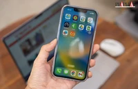 Apple lần đầu tiên giảm giá iPhone tại thị trường này