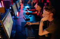 Từ ngày 25-12-2024, giới hạn thời gian chơi game không quá 180 phút một ngày