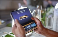 3 mẫu điện thoại màn hình gập đáng mua nhất hiện nay