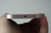 Vì sao iPhone 14 và iPhone SE 3 sẽ không còn được bán từ đầu năm 2025?