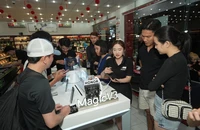 Điểm mặt các tính năng AI độc đáo trên Honor Magic V3