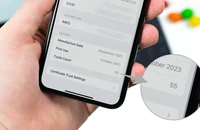 Cách kiểm tra chu kỳ sạc pin trên Samsung Galaxy S25 và iPhone 