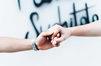 Facebook cảnh báo chiêu trò lừa đảo tình cảm trước ngày Valentine