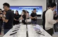 Các mẫu điện thoại giảm giá mạnh ngày 3-3