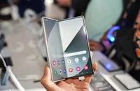 6 điều cần biết trước khi mua điện thoại màn hình gập 