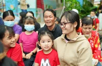 Tin công nghệ 14-2: Gần 500 vé xe được trao cho người lao động về quê đón Tết