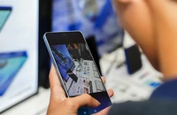 Vì sao không cần dùng ốp lưng điện thoại nữa?