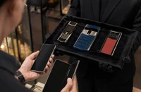 Tin công nghệ 16-5: Cách đổi iPhone, Samsung lấy Vertu