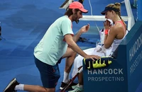 Raducanu trưng dụng người cũ của Kerber