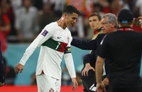 Santos không ân hận dù xếp Ronaldo đá dự bị