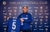 Chủ tịch La Liga chỉ trích Ngoại hạng Anh ‘pha tạp tài chính’