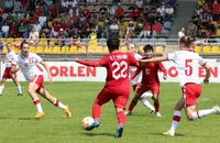 Địa điểm đấu World Cup của tuyển Việt Nam lo ế vé