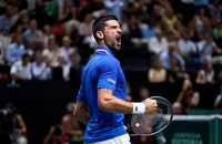 Djokovic giúp Serbia đánh bại Tây Ban Nha