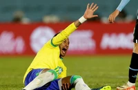Neymar bị đứt dây chằng và vỡ sụn chêm