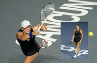 Loại Sabalenka, Iga Swiatek áp sát ngôi số 1 thế giới