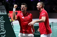 Novak Djokovic đấu võ mồm với CĐV Anh