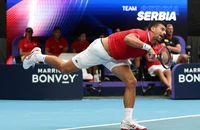 Djokovic chấn thương cổ tay, Serbia đối đầu chủ nhà Úc tại tứ kết