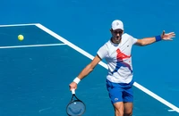 Huyền thoại quần vợt Agassi phong thánh cho Djokovic